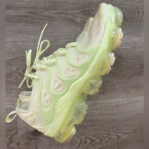 Womens Size 10 VaporMax Plus Barely Volt